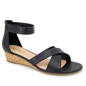 XOXO Alisha Wedge Sandals – Women’s Size 6